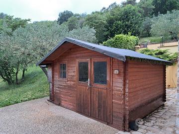 Casetta ripostiglio in legno