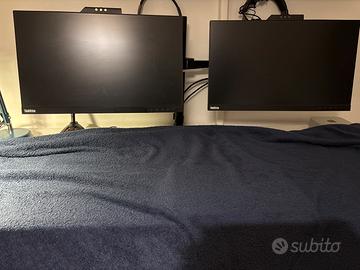 Coppia di monitor Lenovo