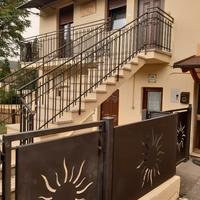 Casa indipendente libera su due lati