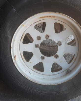 vari cerchi per 4x4 inglesi e giapponesi 