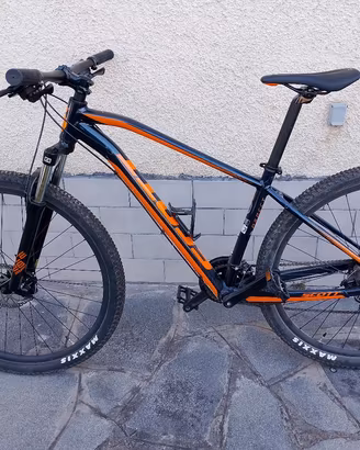 mountain bike 