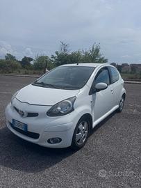 Toyota Aygo 1.0 12V VVT-i 5 porte Sol Connect