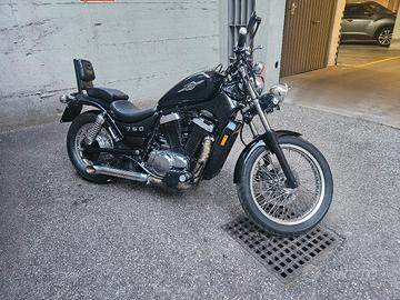 suzuki intruder 750 1986 