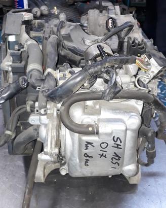 SH 125 '17 : motore farfallato forcella cerchio