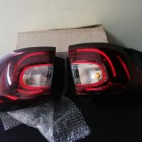 Fari posteriori renault captur 