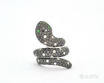 Anello serpente diamanti bianchi e neri