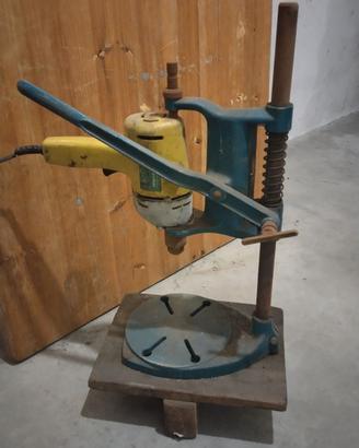 Trapano Black & Decker + colonna trapano