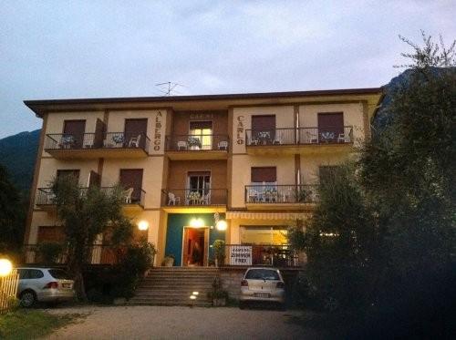 Struttura alberghiera a 30 mt dal lago con vista