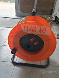 Avvolgicavo elettrico