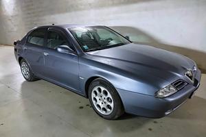 Alfa Romeo 166 2.0i V6 Turbo