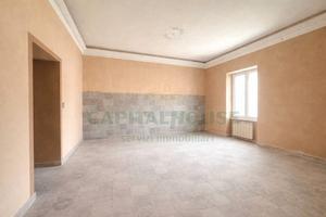 S2 appartamento in palazzetto con terrazzo