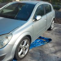  pezzi di ricambio opel astra 1.7