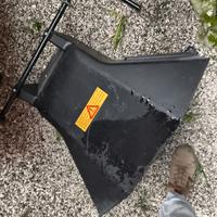 deflettore trattorino tagliaerba