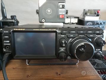 Yaesu FT 710 Field + M70