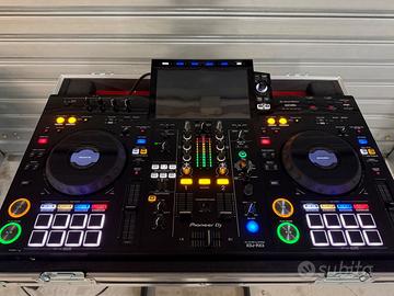 Console Pioneer XDJ-RX3 + FlightCase PARI al nuovo