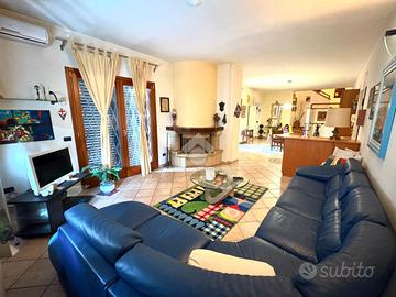 CASA INDIPENDENTE A AGLIANA