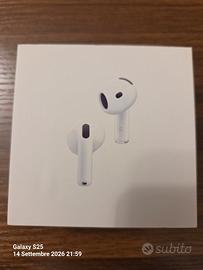 Airpods 4 con cancellazione attiva del rumore 