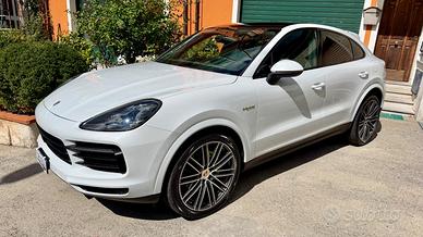 Porsche Cayenne Coupé 3.0 V6 E-Hybrid