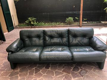 Divano Coronado B&B Italia in pelle verde