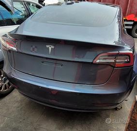 Ricambi TESLA Model 3