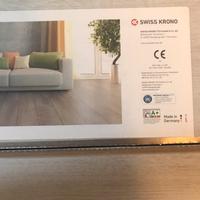 Parquet grigio laminato