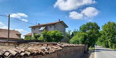 Immobile in asta di 455 m² con più di 5 locali a S