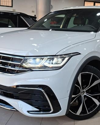 Volkswagen Tiguan 2.0 TDI SCR 150 CV DSG R-Line 65