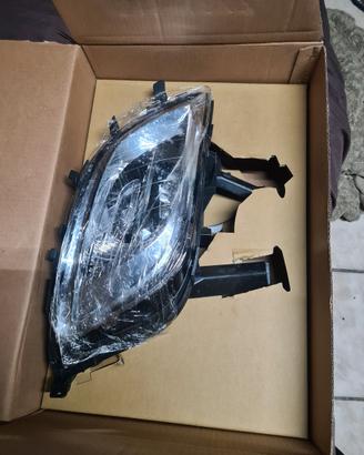 fendinebbia opel astra j 2010 cromata DX nuovo 