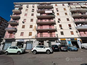 5 Vani in Via Oreto Nuova-Via Dell'Orsa Minore