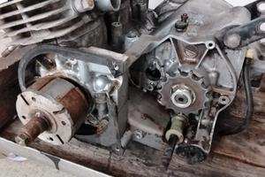 Kawasaki kh 400 motore da Restaurare