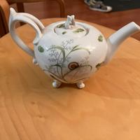 Teiera simil “alice nel paese delle meraviglie”