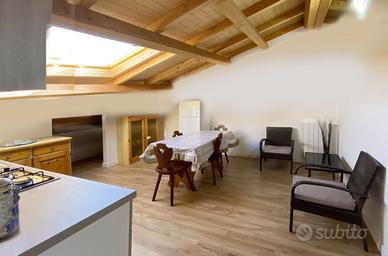 Bilocale Mansardato, Tutte le UTENZE comprese