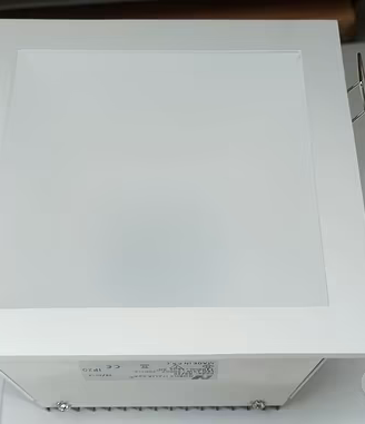 N° 3 Faretti da incasso quadrati code R6/3K A LED