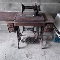 Mitica macchina da cucire Singer