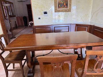 Tavolo e sedie