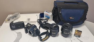 Set Nikon D90 con 2 obiettivi AF-S DX
