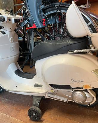 Vespa elettrica per bambini