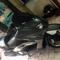 Yamaha T Max - 2006