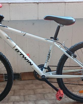 Bicicletta rockrider 300  