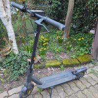 monopattino ninebot g2 max 35kmh