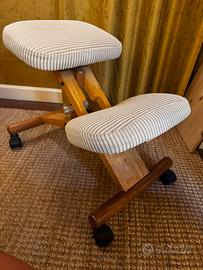 Sedia ergonomica posturale pari al nuovo