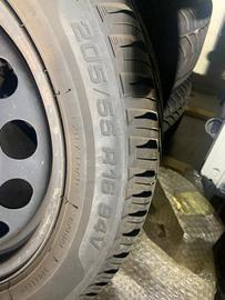 Treno gomme invernali/4 stag Kormoran 205/55 R 16