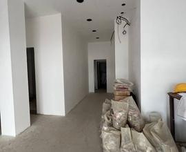 NEGOZIO VIA PIETRO MAFFI