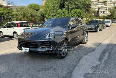 PORSCHE Cayenne 3.0 V6 E-Hybrid