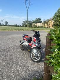 Aprilia sr 50 factory