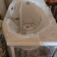 Vasca con sportello per anziani e disabili