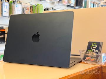 MACBOOK AIR 13 2024 M3 8GB/512GB - usato garantito