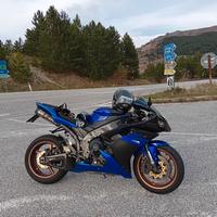 Yamaha r1 2007 prezzo leggermente  trattabile 