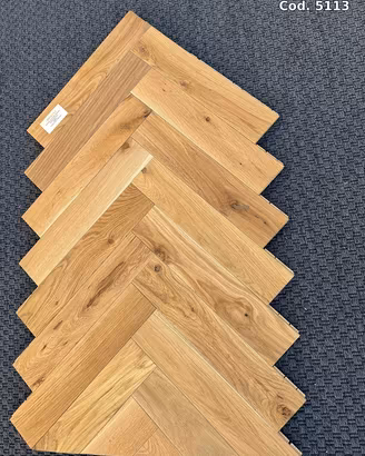 Parquet listello rovere con nodi a Roma
