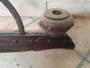 antico lampadario in legno acciaio e corda